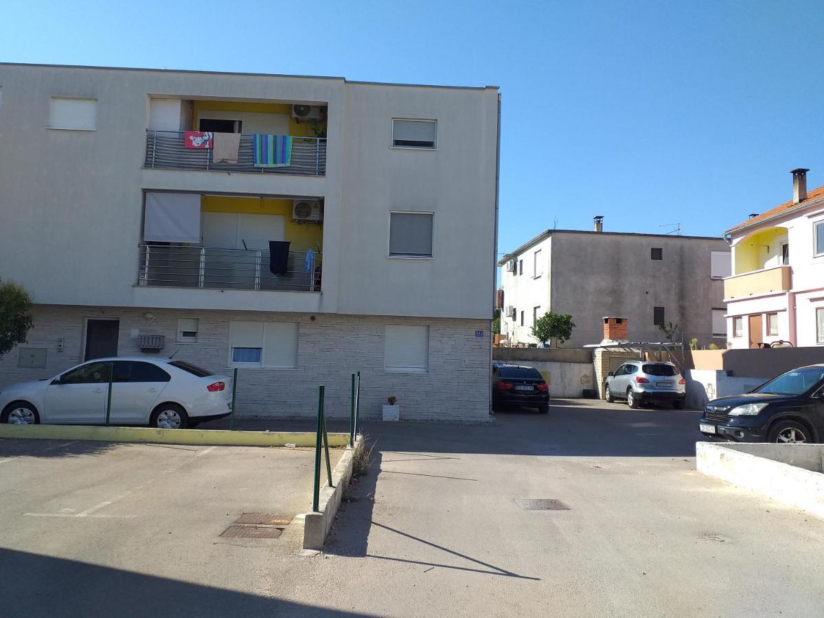 Apartments Zara Экстерьер фото